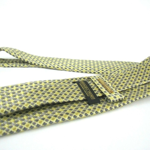 DONALD J. TRUMP Signature Collection Yellow Gray - Picture 4 of 8